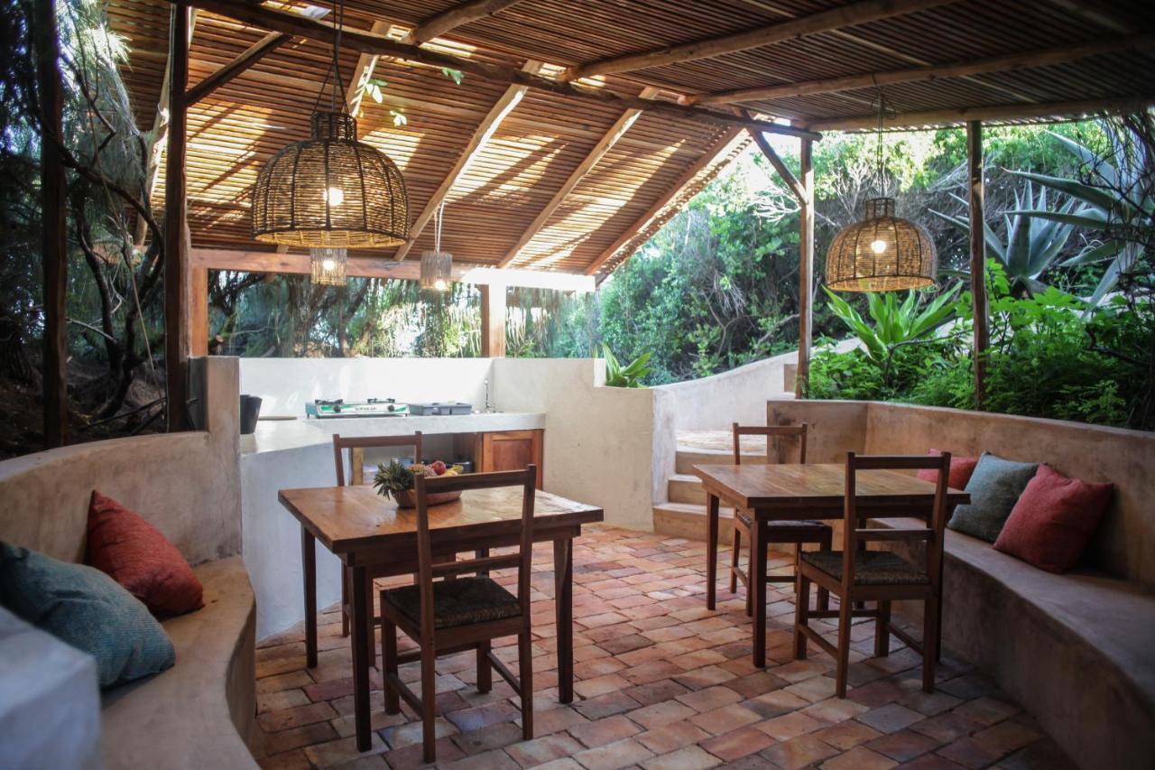 Tofinho Beach House Apartments Inhambane Esterno foto