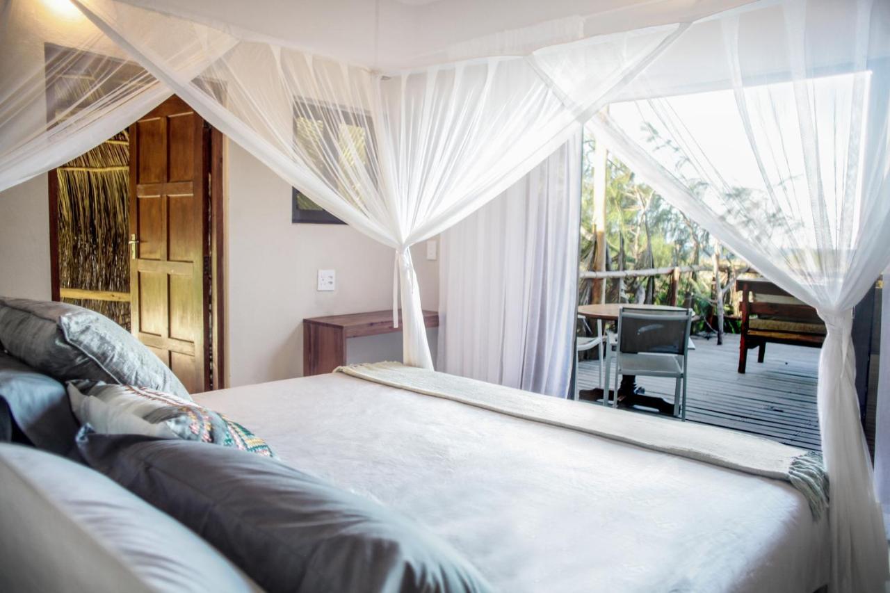 Tofinho Beach House Apartments Inhambane Esterno foto